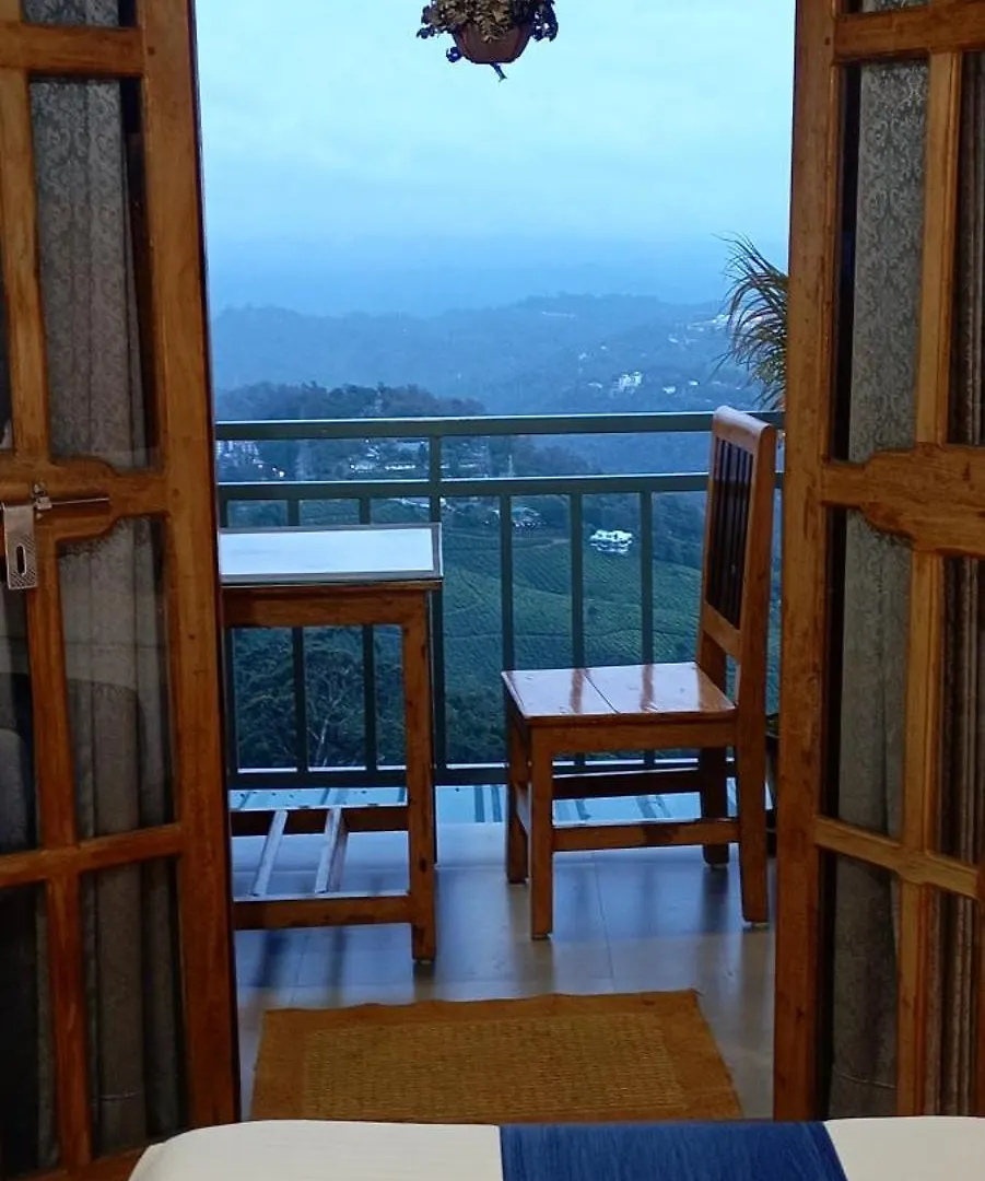 Winter Gardens Apartment Anachal 0*,