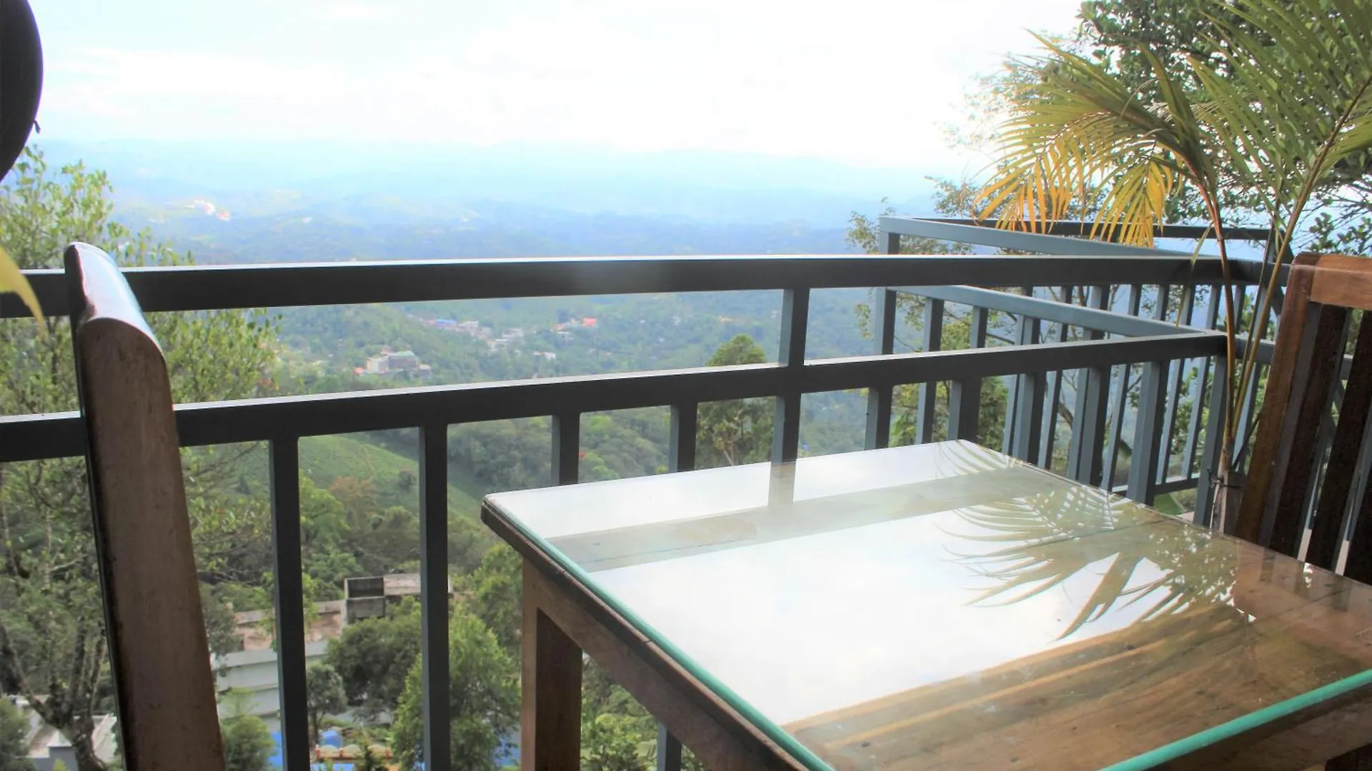 Winter Gardens Apartment Anachal Homestay