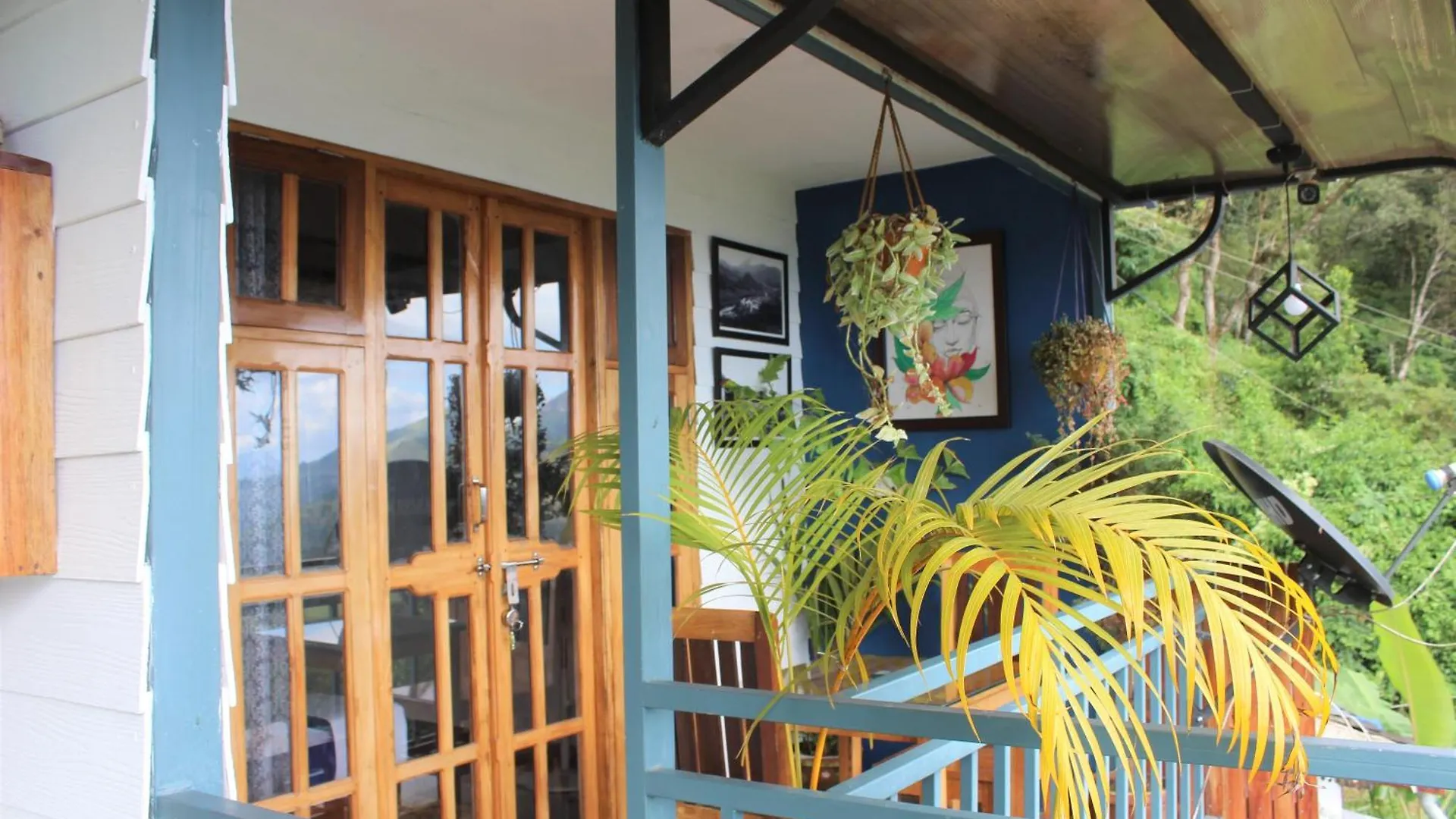 Winter Gardens Apartment Anachal